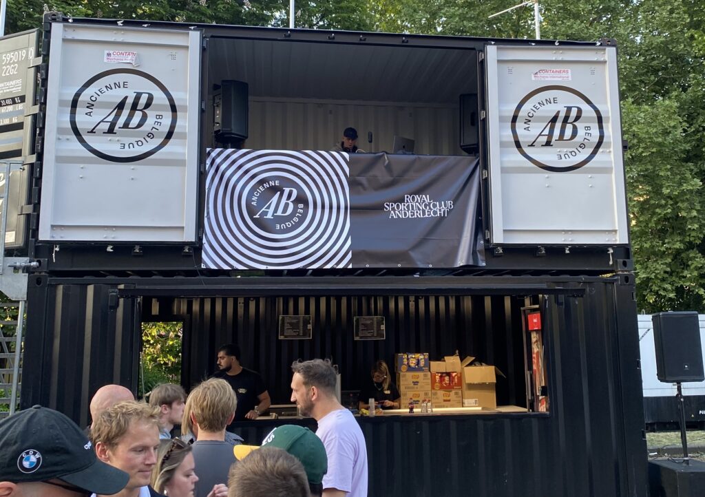 De huidige afbeelding heeft geen alternatieve tekst. De bestandsnaam is: a-2-scaled.jpg